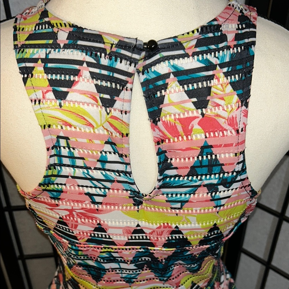 🦋Material Girl Multicolor Geometric High Low Dress - Picture 10 of 15